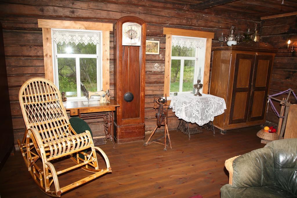 Ethnographic Holiday House Laipas Murjani Eksteriør billede